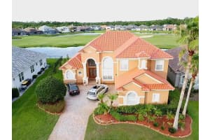 2604 Heritage Green Ave, DAVENPORT