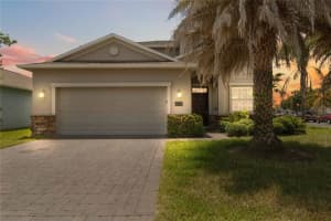 472 Brunswick Dr, DAVENPORT