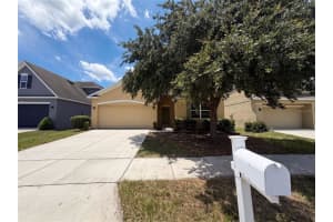 1048 Bethpage Rd, AUBURNDALE 1048 Bethpage Rd, AUBURNDALE