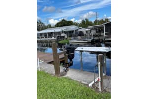 21728 73 Ln, VERO BEACH