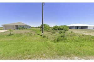 144 Plantation Dr, LABELLE