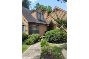 1621 Ne 2nd St #302, OCALA