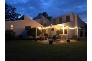 7655 Nw 21st Street - Holly House, OCALA