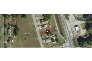 1051 N Paul Dr, INVERNESS