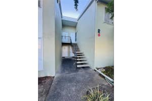 584 Bahia Cir #b, OCALA