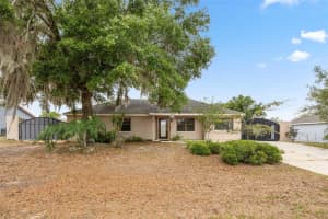 1114 Hickory Rd, OCALA