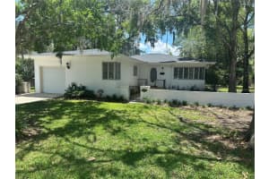 922 Se 8th St, OCALA
