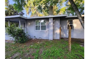 2147 Nw 1st St, OCALA