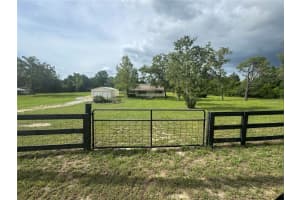 6219 W Holly Brook Ln, DUNNELLON