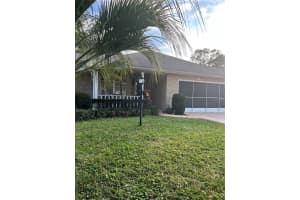 8470 Sw 92nd Ln #e, OCALA