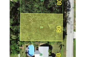 742 Haleybury St, PORT CHARLOTTE