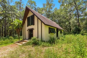 8 Never Bend Dr, OCALA