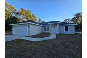 2 Locust Course Ln, OCALA