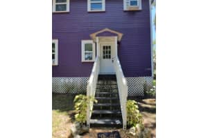 965 Ne 2nd St #4, OCALA