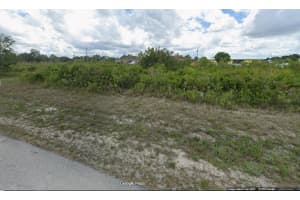 2707 64th St W, LEHIGH ACRES