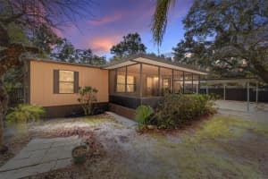 13168 Ne 19th Ln, SILVER SPRINGS