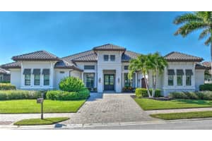 6604 Costa Cir, NAPLES