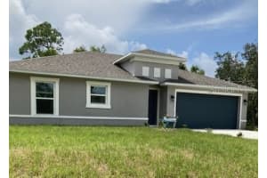 3717 Village Ave, NORTH PORT
