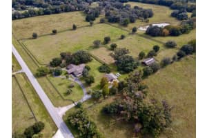 9760 W Highway 316, REDDICK