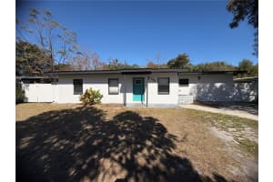 261 1st St, CHULUOTA