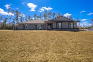 4330 W Drake Ln, DUNNELLON