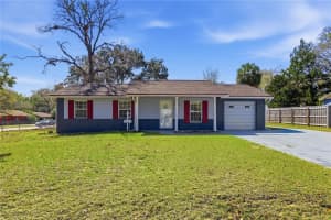 2400 Ne 37th St, OCALA
