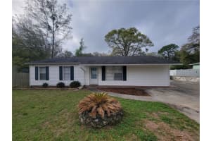 2304 Ne 38th St, OCALA