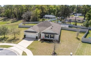 4996 Ne 14th Pl, OCALA