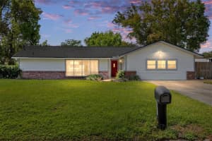 2130 Ne 9th St, OCALA