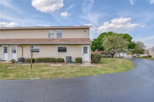 11001 Se Sunset Harbor Rd #h52, SUMMERFIELD