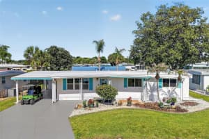 1015 Southland Dr, TAVARES