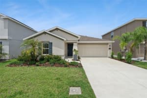 570 Peg Ct, ST CLOUD