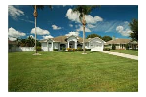 653 Hart Lake Dr , WINTER HAVEN