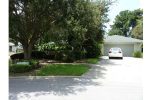 2135 Edgewater Cir , WINTER HAVEN