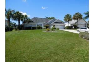 5603 Loma Vista Dr W, DAVENPORT