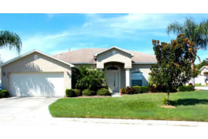528 Reddicks Cir , WINTER HAVEN