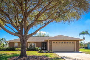 325 Medora St, AUBURNDALE 325 Medora St, AUBURNDALE