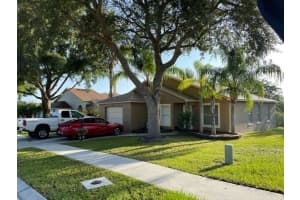 130 Diamond Ridge Blvd, AUBURNDALE