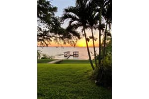 154 Old Nichols Cir, AUBURNDALE