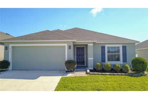 417 Pinecrest Loop, DAVENPORT