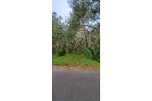 W Beach Pkwy, LAKE WALES