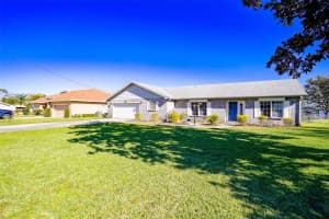 322 Paradise Island Dr, HAINES CITY