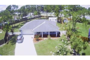 105 Bergen Cir, AUBURNDALE