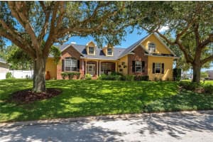 830 Hart Lake St, WINTER HAVEN
