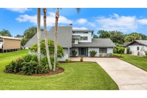 4904 Willowbrook Cir, WINTER HAVEN