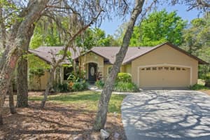 4927 Willowbrook Cir, WINTER HAVEN