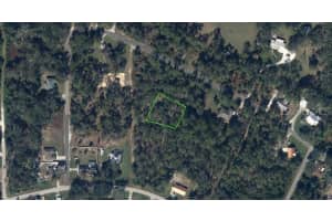 1421 Stall St, LAKE PLACID