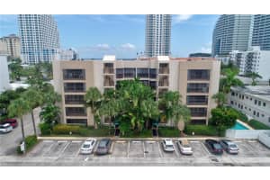 520 Orton Ave #204, FORT LAUDERDALE