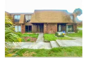 1836 N Crystal Lake Dr #26, LAKELAND