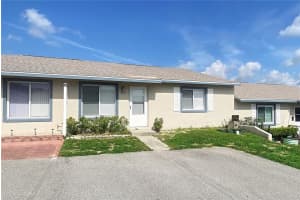 413 Winter Ridge Blvd #413, WINTER HAVEN